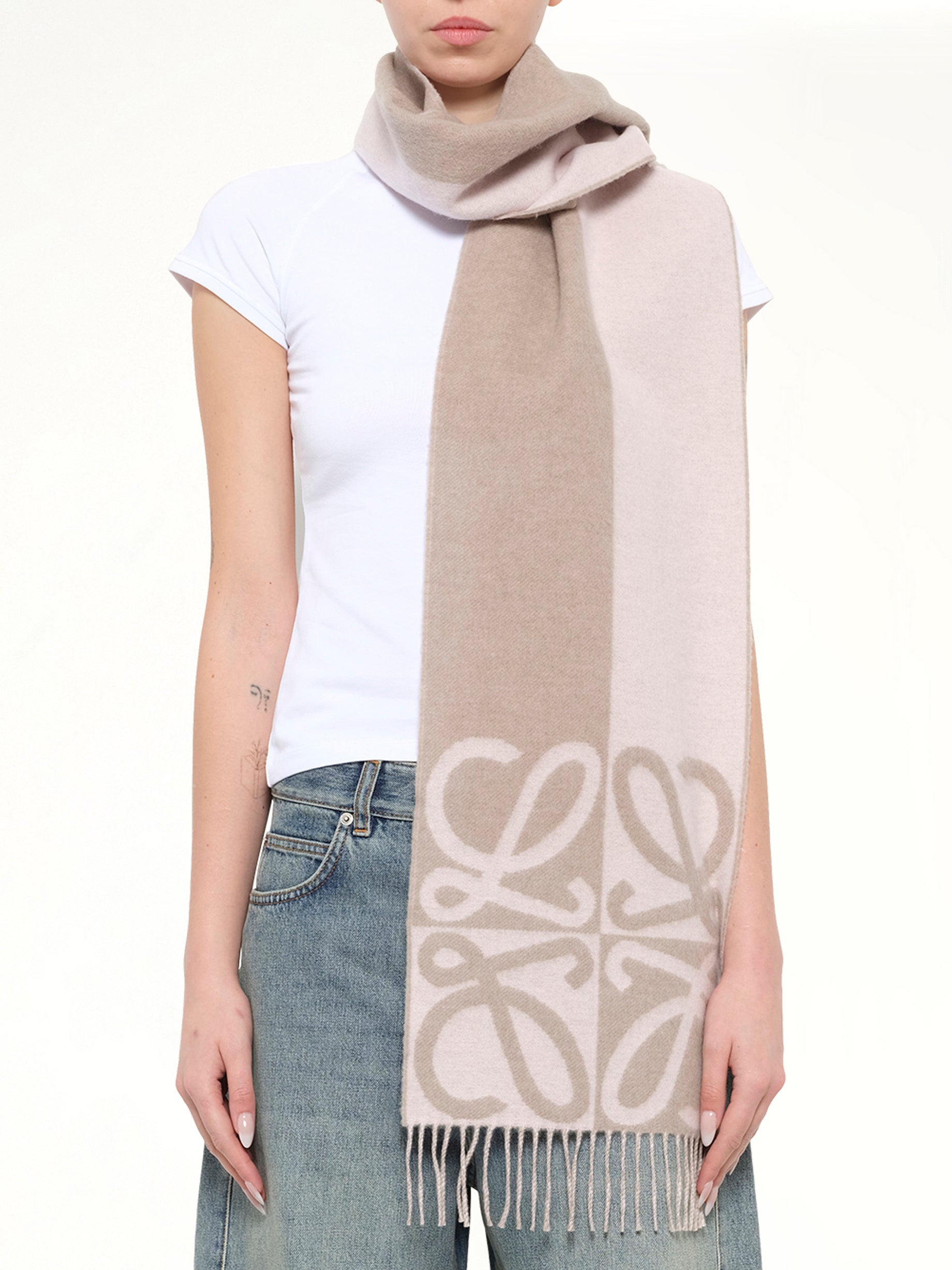 28X180 Wool Cashmere Scarf in Light Pink/Beige