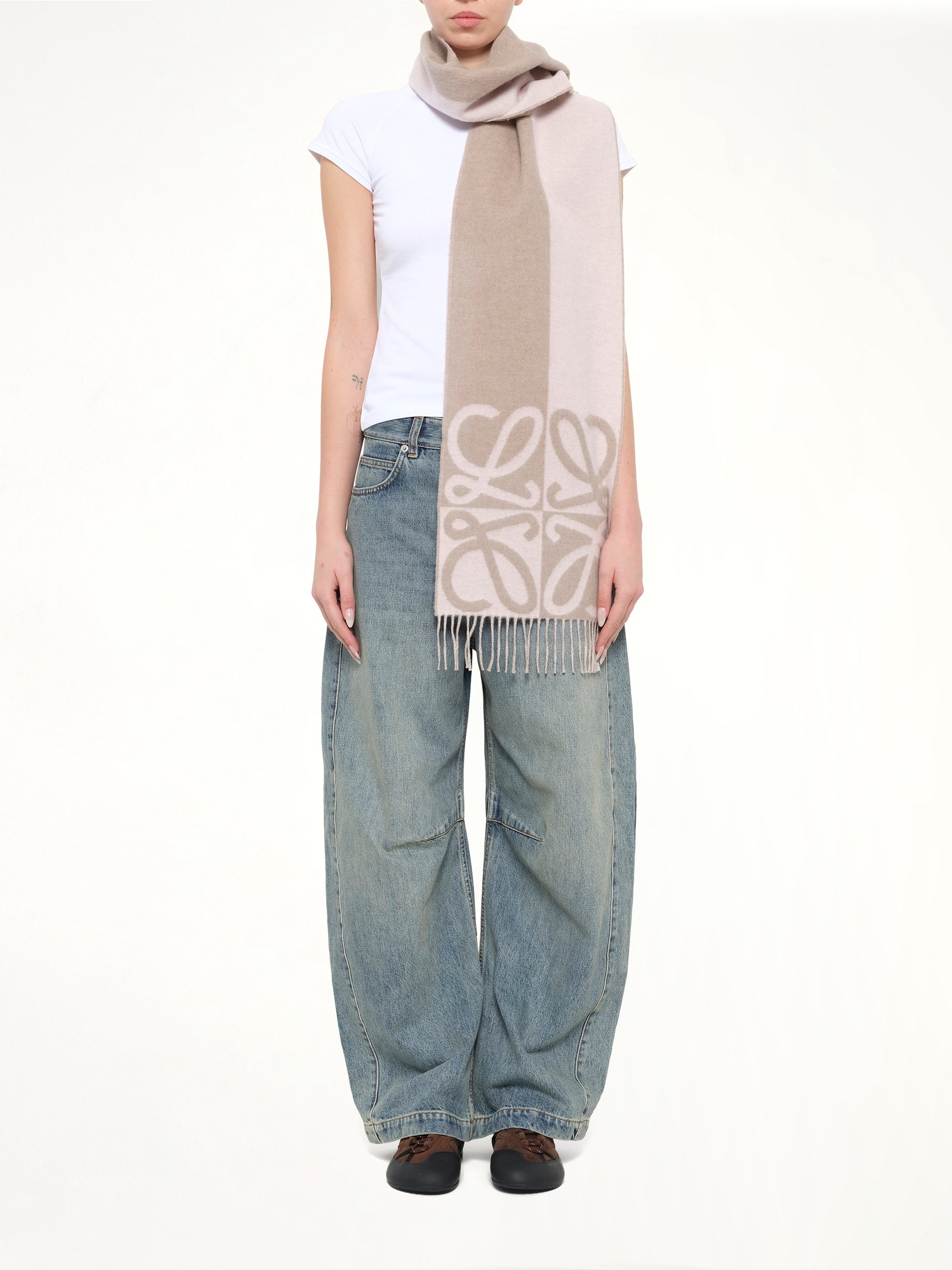 28X180 Wool Cashmere Scarf in Light Pink/Beige