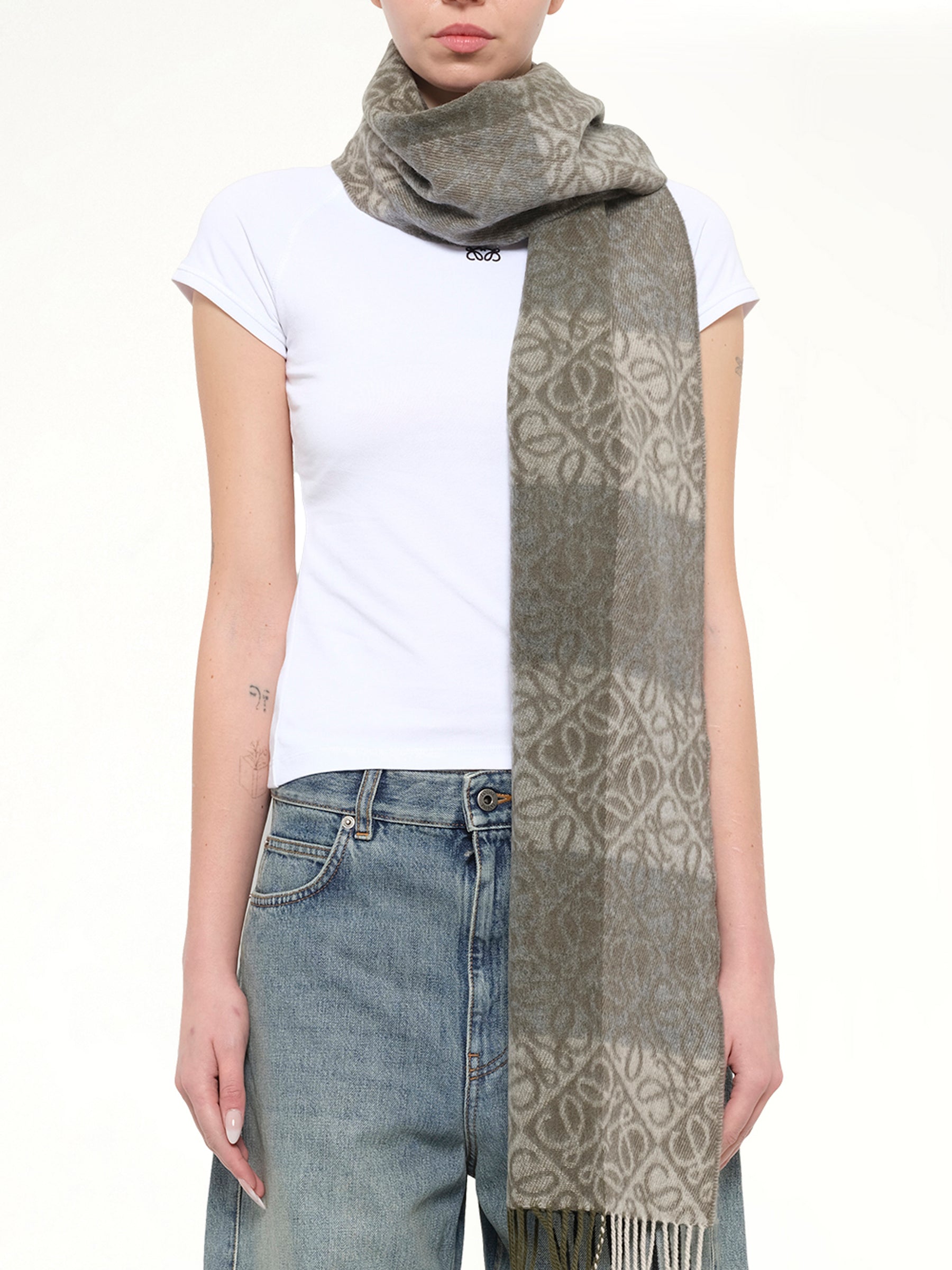 38X180 Wool Cashmere Anagram Scarf in Green