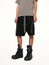 Moleskin Heizer Shorts in Black