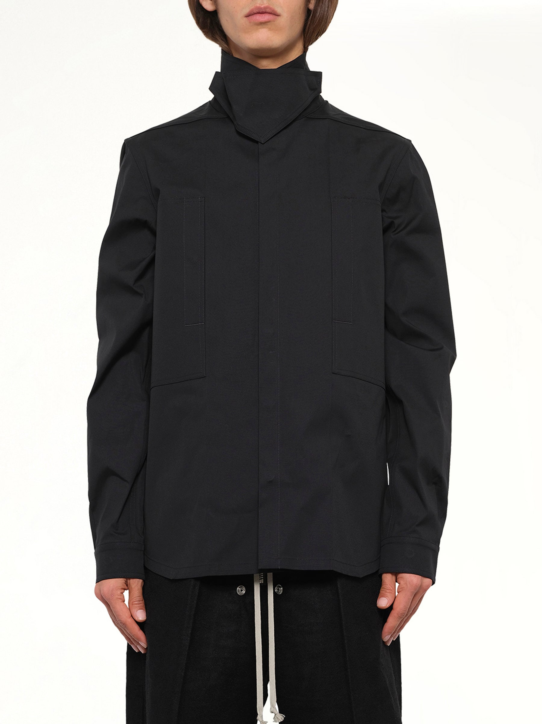 Tower Outershirt in Black