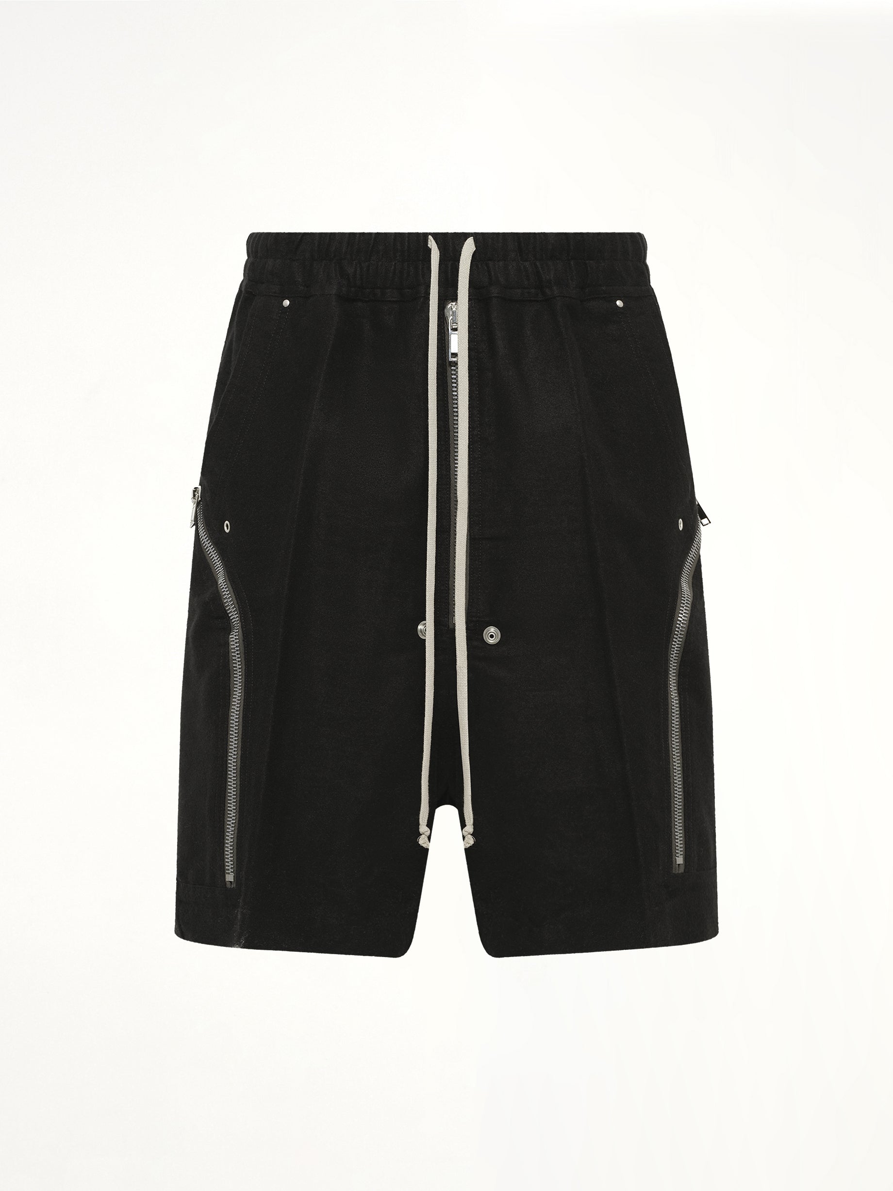 Moleskin Heizer Shorts in Black