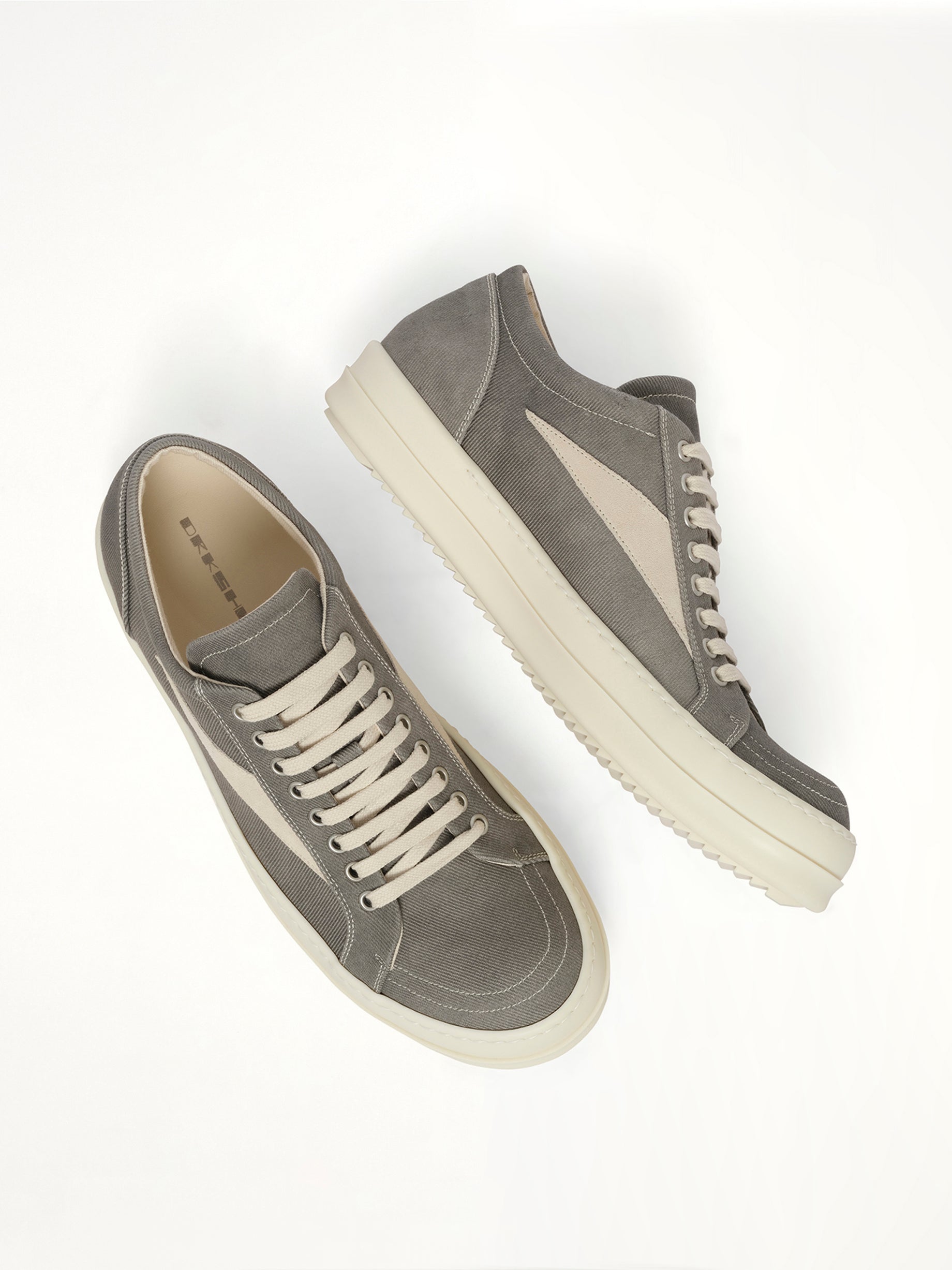Lido Denim Vintage Sneaks in Dark Dust