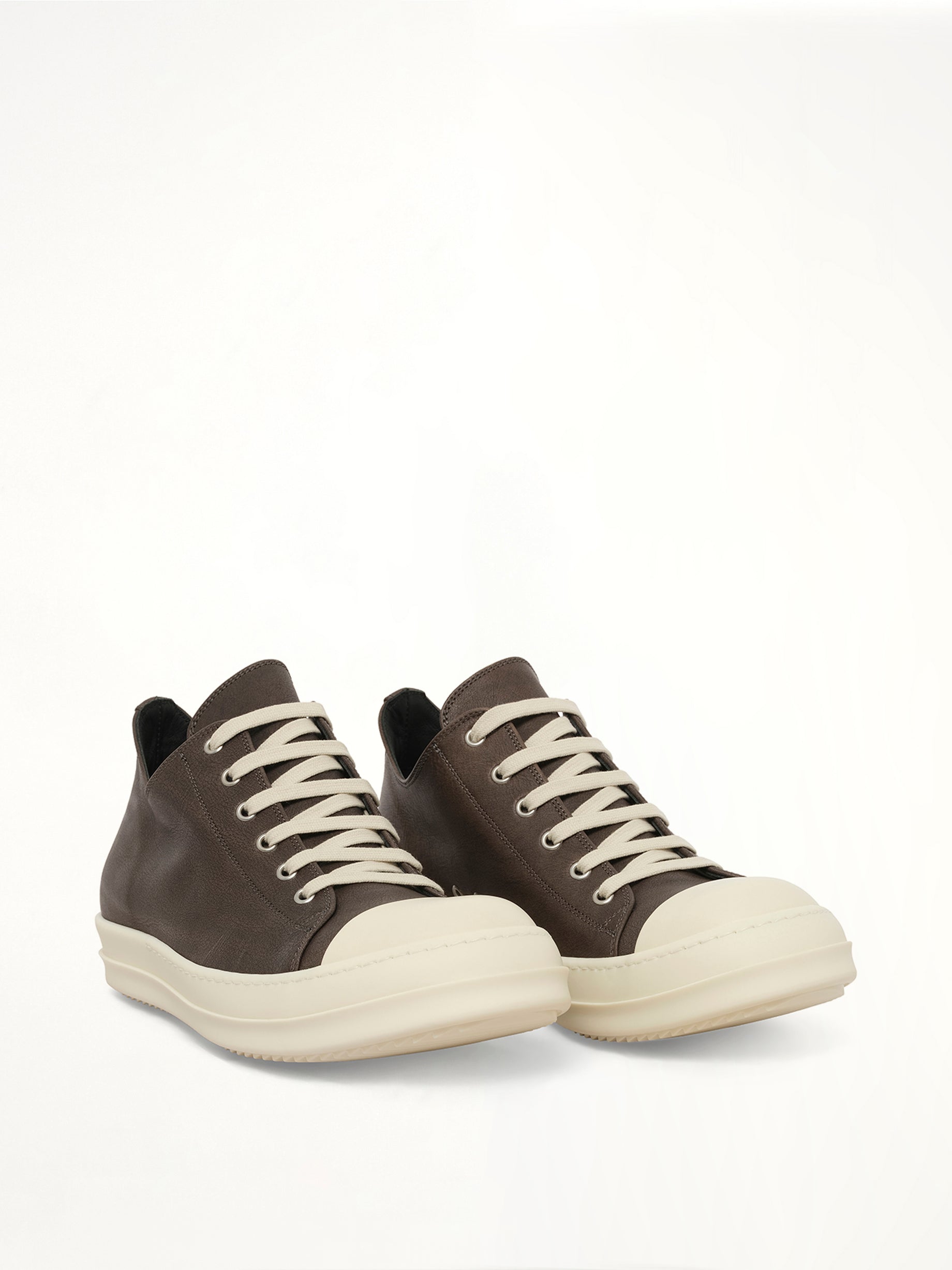 Low Sneaks in Washed Black