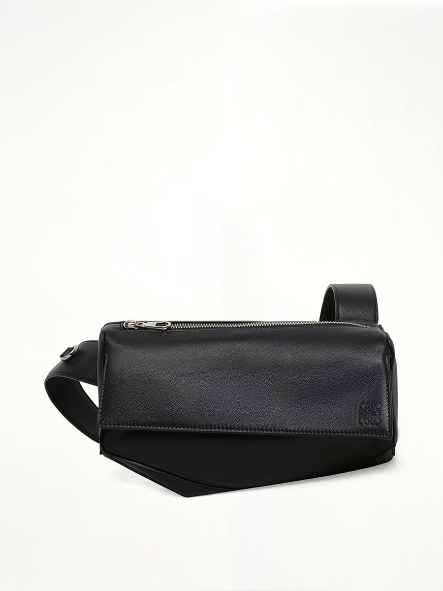 Puzzle Featherlight Sling Bag in Black