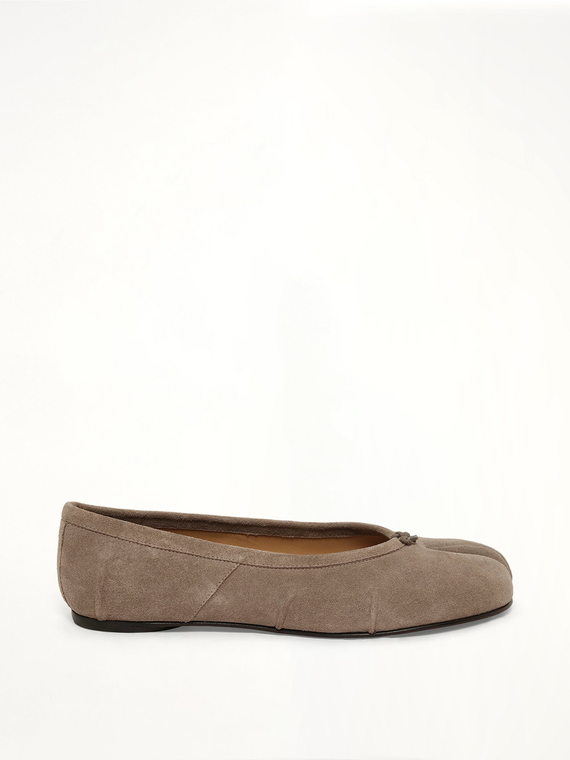 New Tabi Ballerina in Taupe