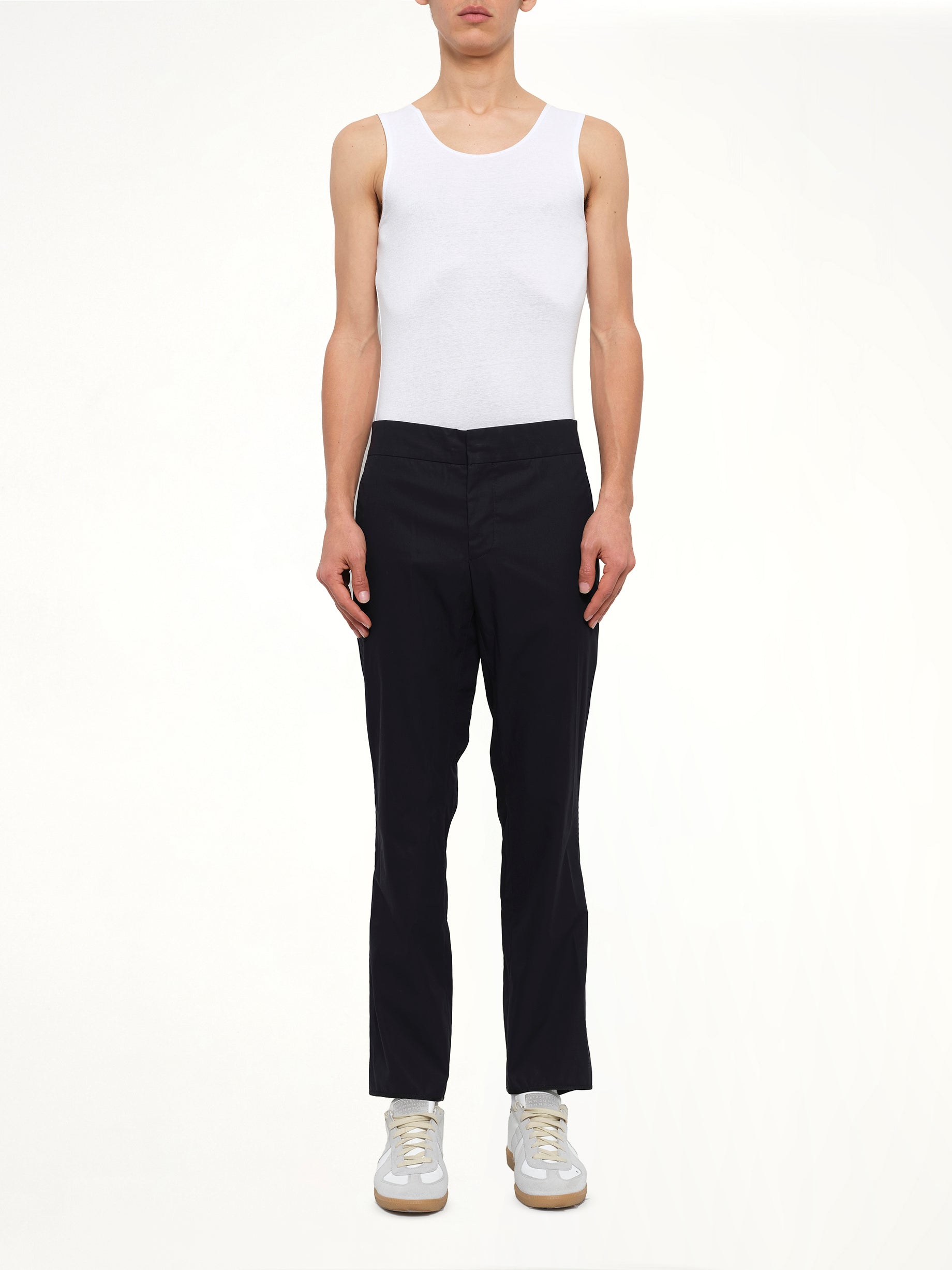 Flare And Zipped Pant in Black
