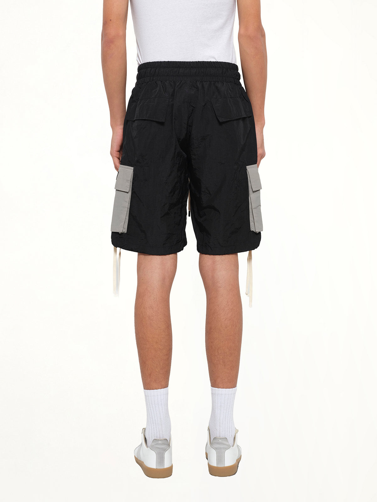 M93 Cargo Short in Black