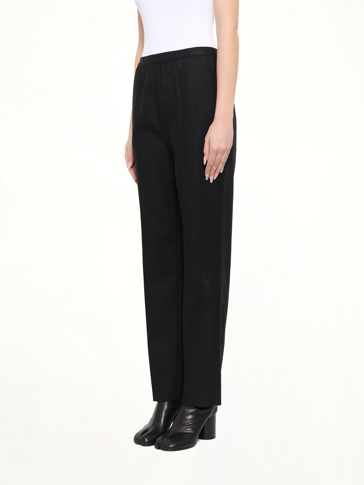 Minimal Elastic Waistband Trousers in Black