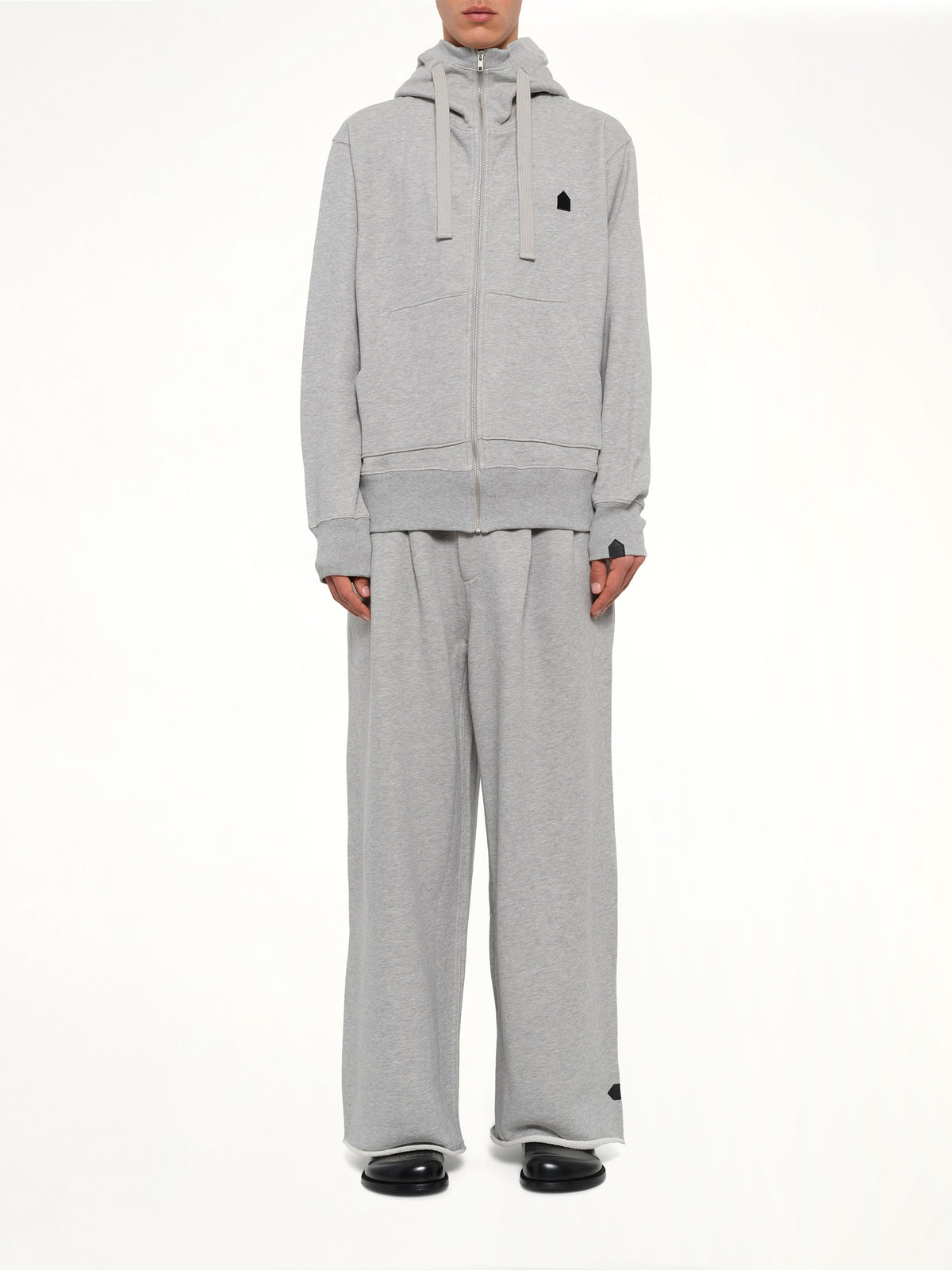 Hut Embroidery Zipped Knit Hoodie in Grey