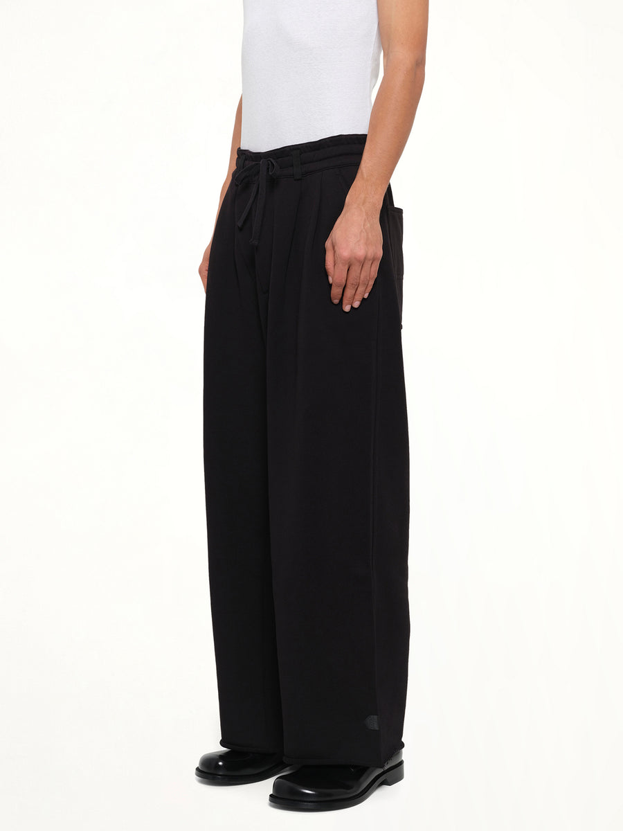 Pleated Pants Back Pile Knit in Black