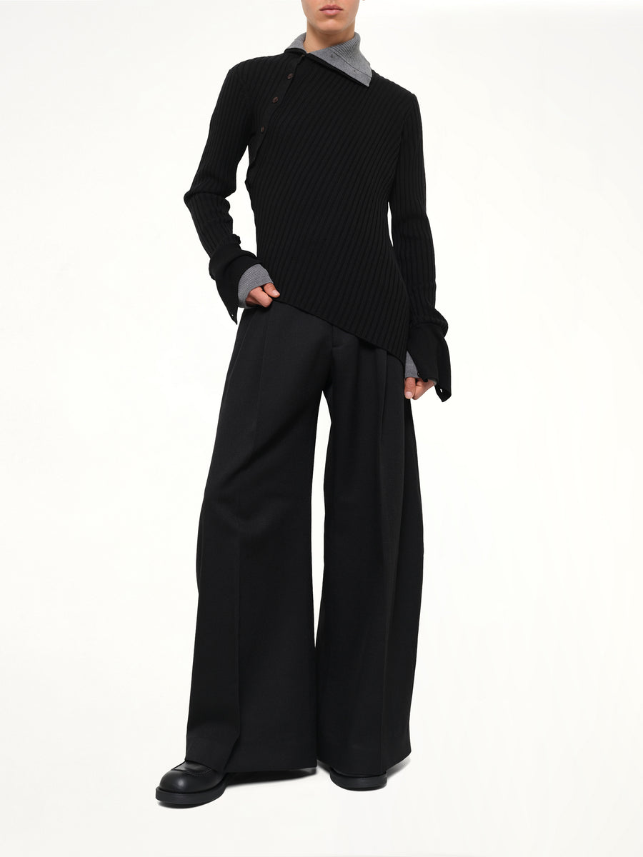 Asymmetrical Wool Turtle Neck in Black