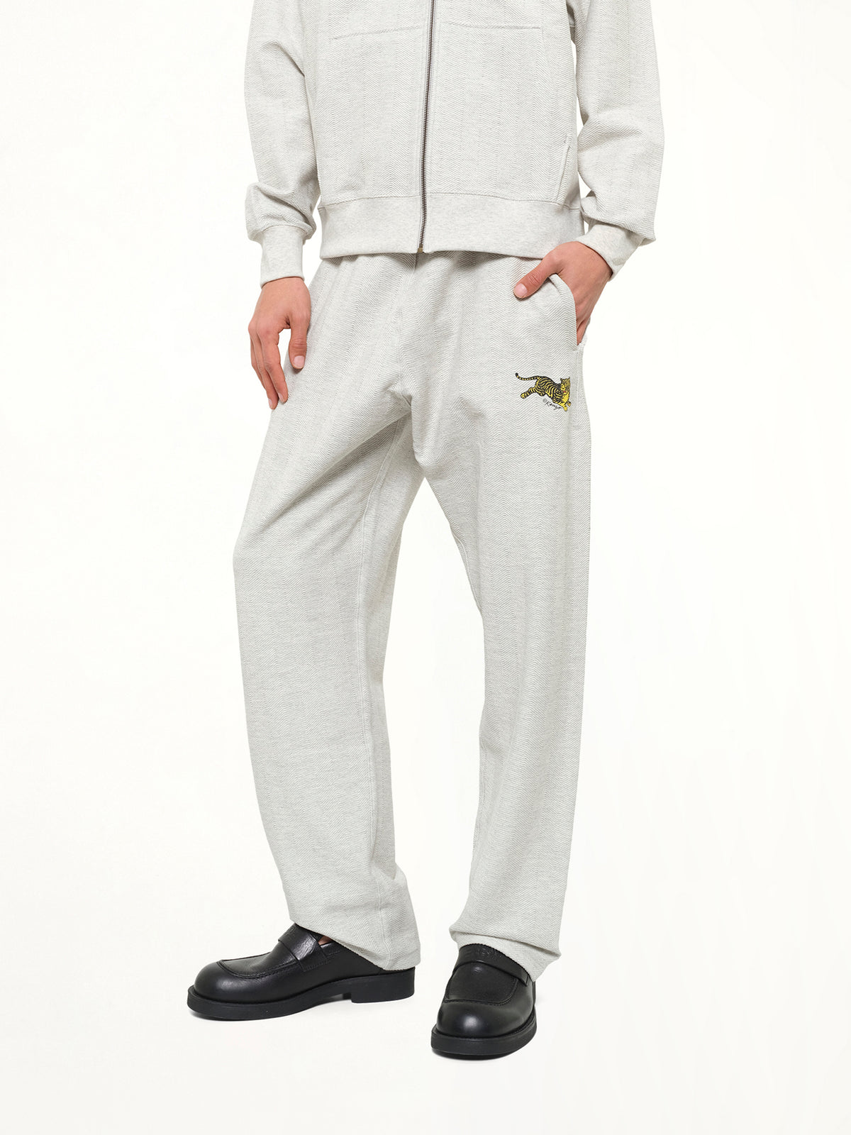 Kenzo Jumping Tiger Straight Jog Pants in Pale Grey