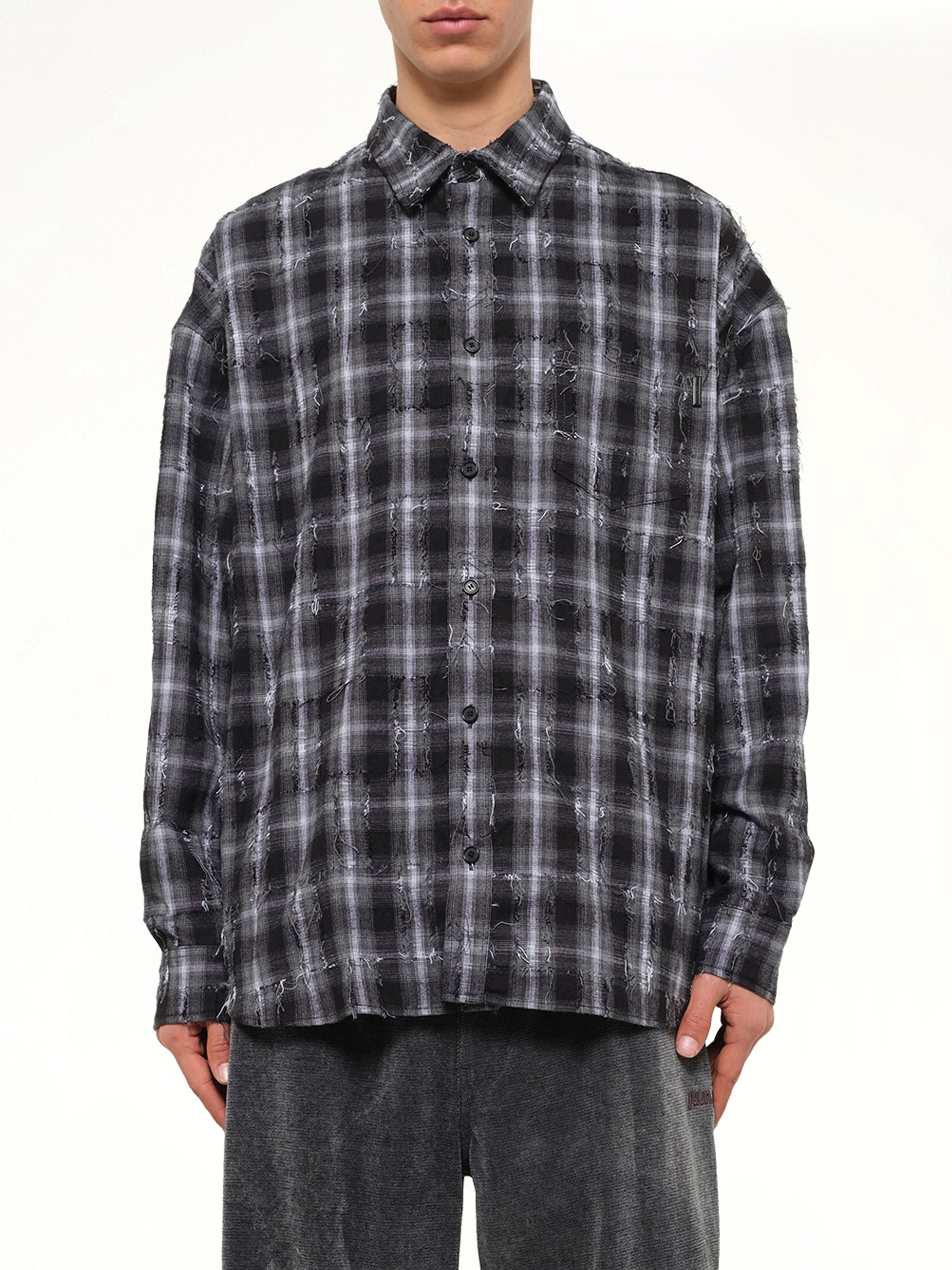 Mono Needle-Fringed Check Loose Fit Shirt in Black