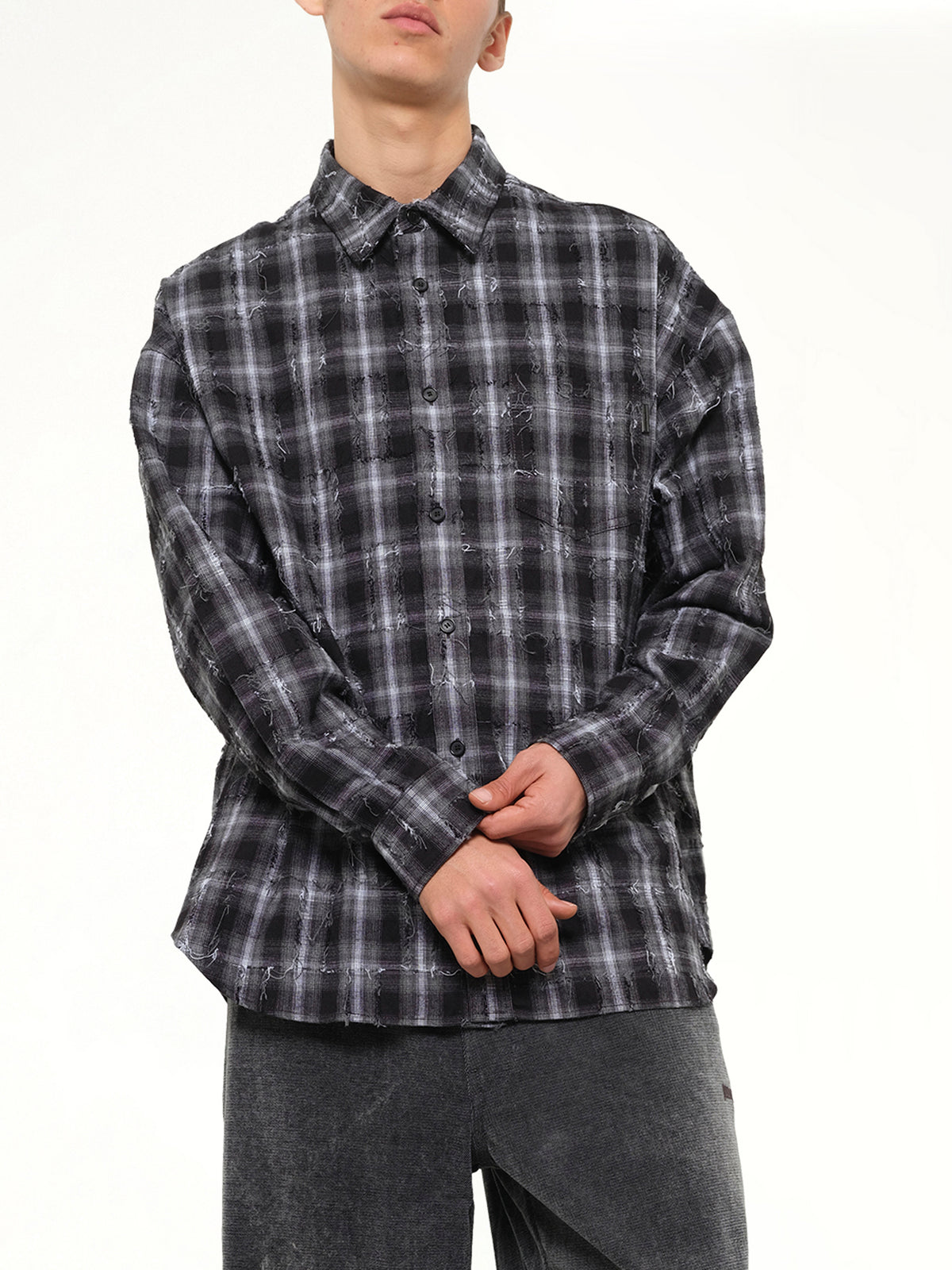 Mono Needle-Fringed Check Loose Fit Shirt in Black