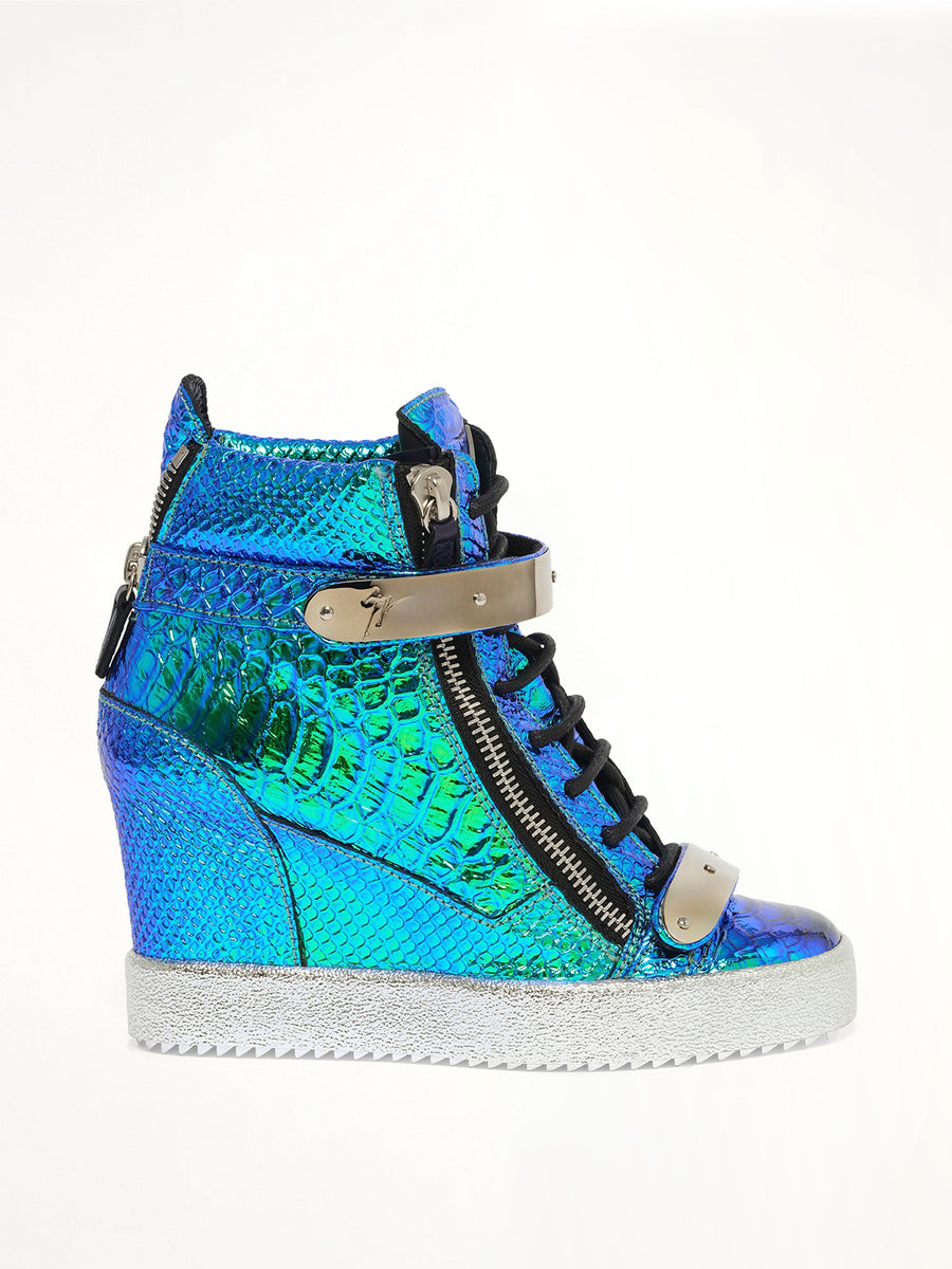 Gollum Cangiante Sneaker in Black