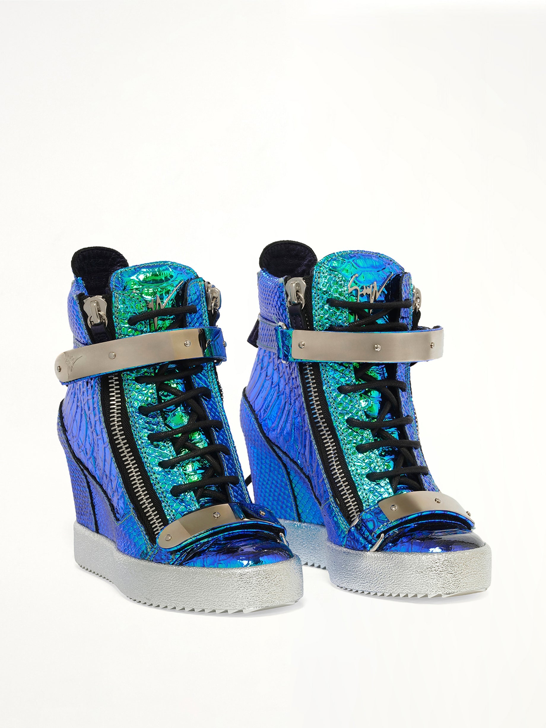 Gollum Cangiante Sneaker in Black