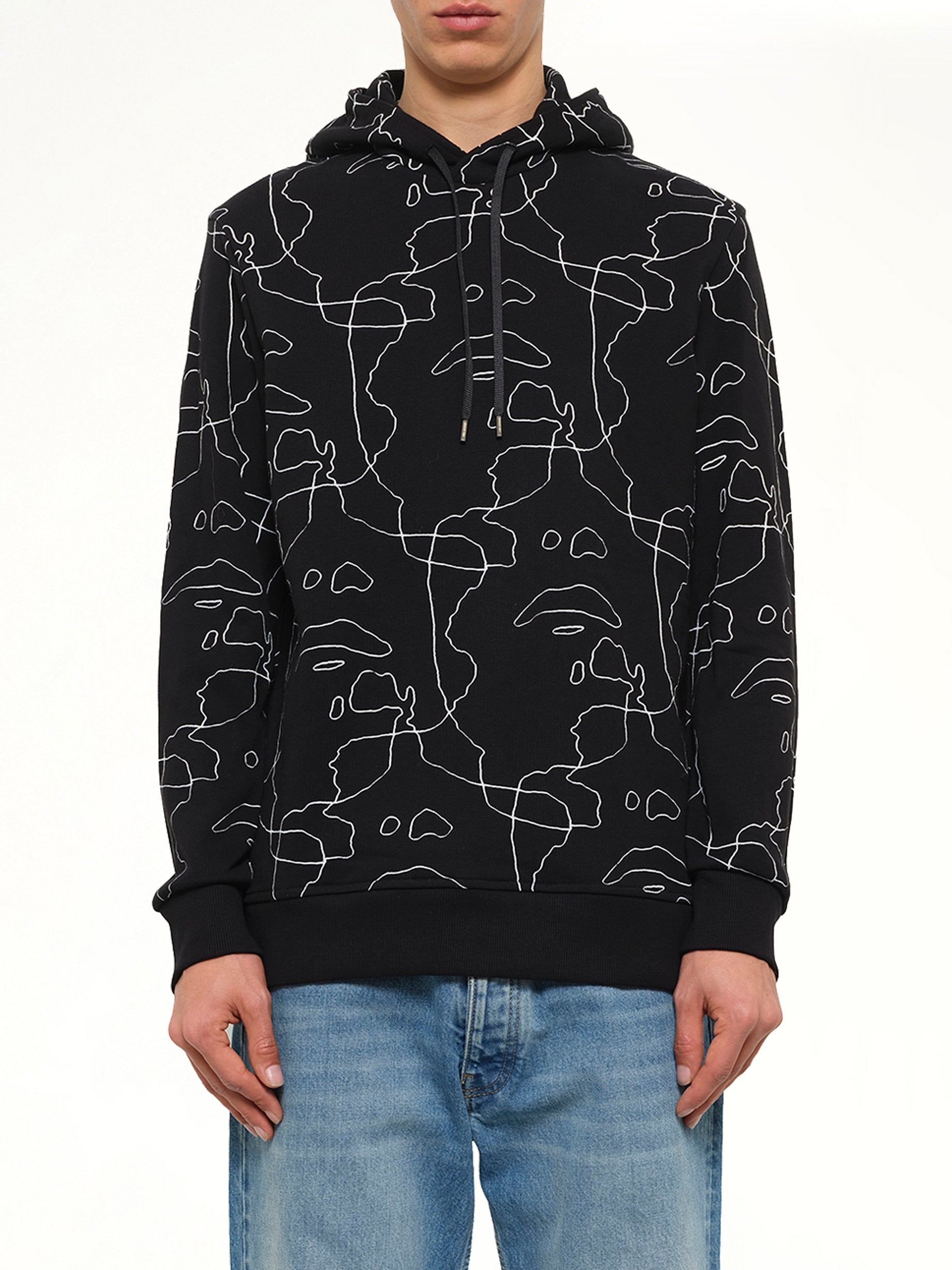 Hoodie in Black
