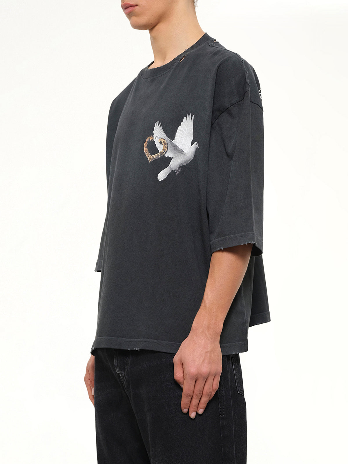 El Movimiento Buffalo T-Shirt in Pirate Black