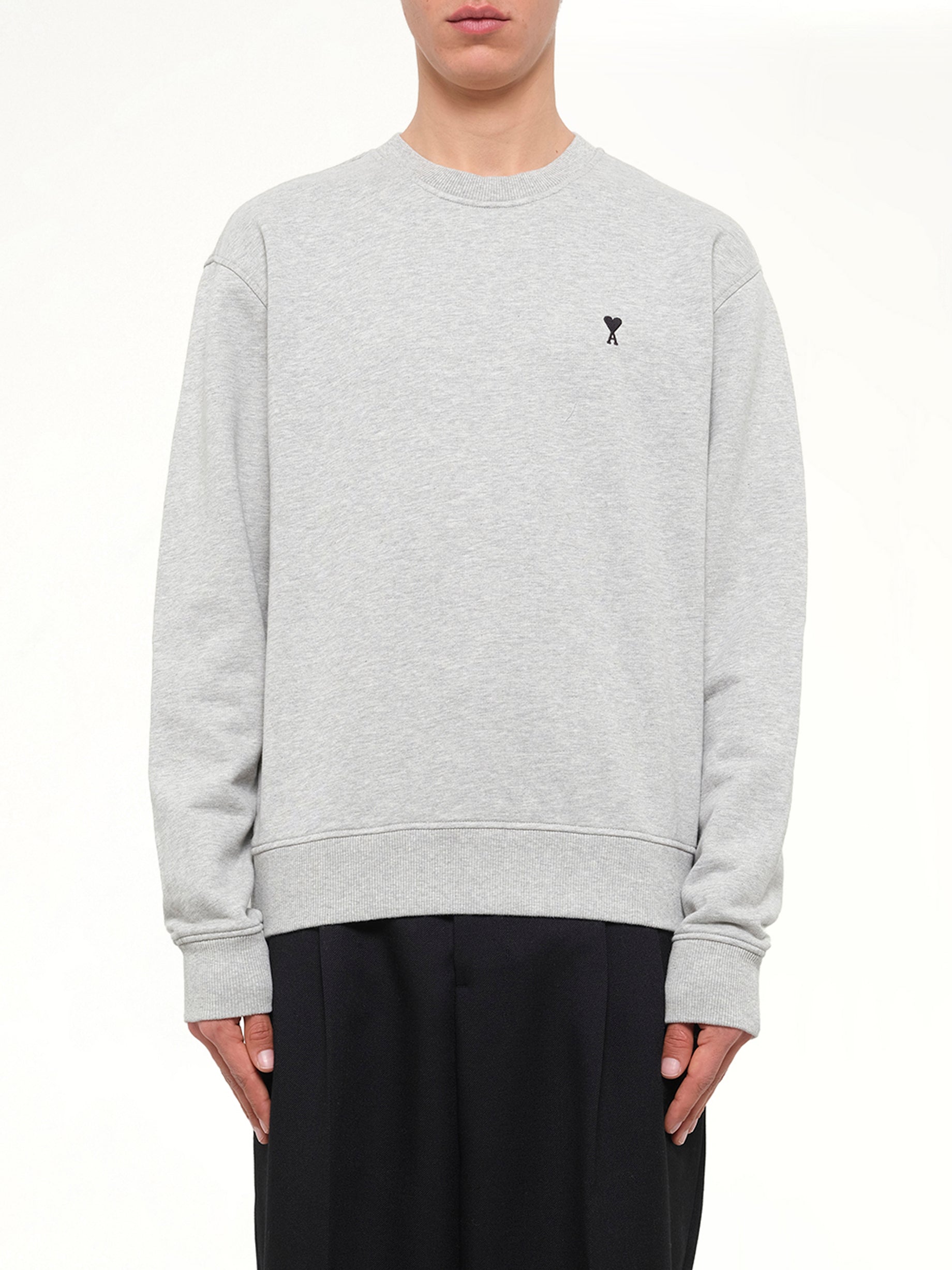 Ami De Coeur Sweatshirt in Grey
