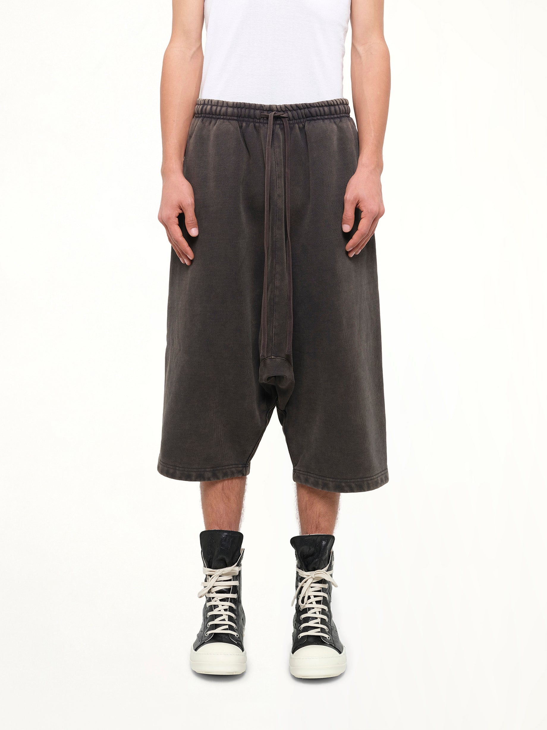 Drop Short in Washed Black