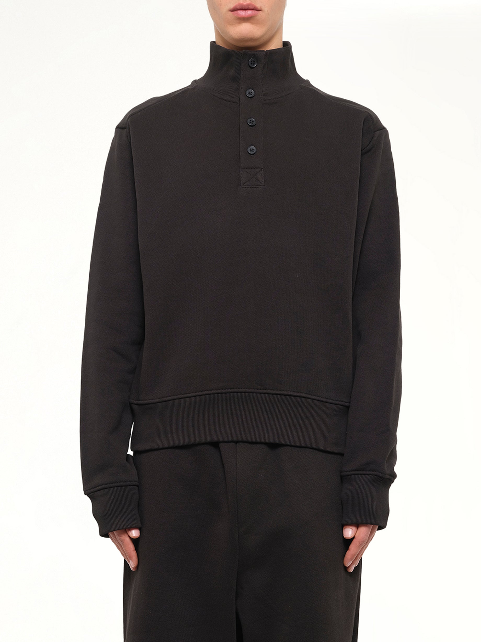 Port Pullover in Black