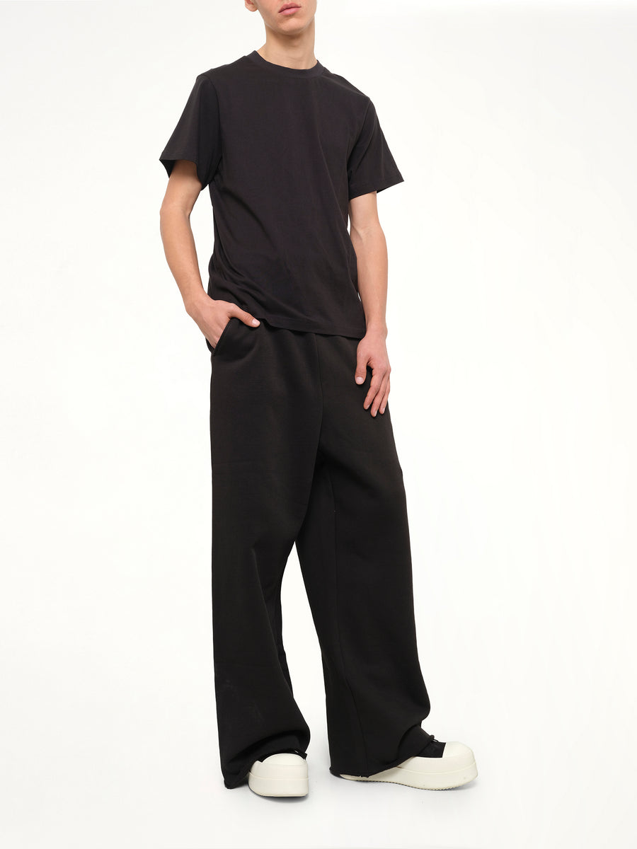Standard T-Shirt in Black