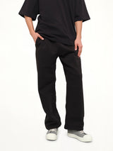 Straight Leg Sweatpant in Black
