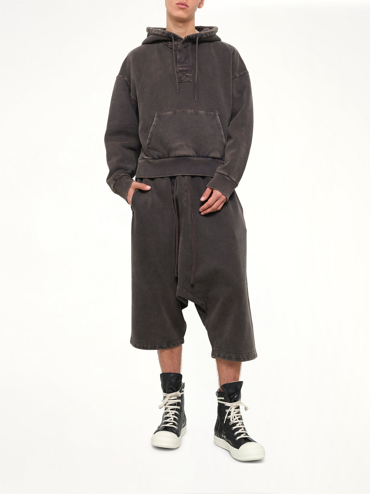 Surge Hood in Washed Black