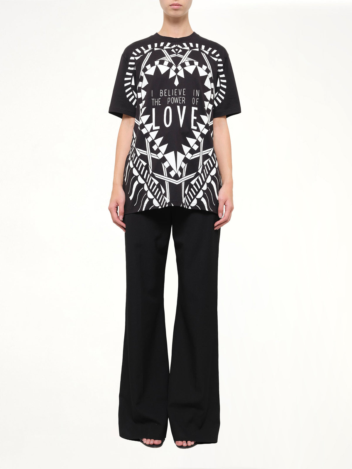 Love Abs T-Shirt in Black