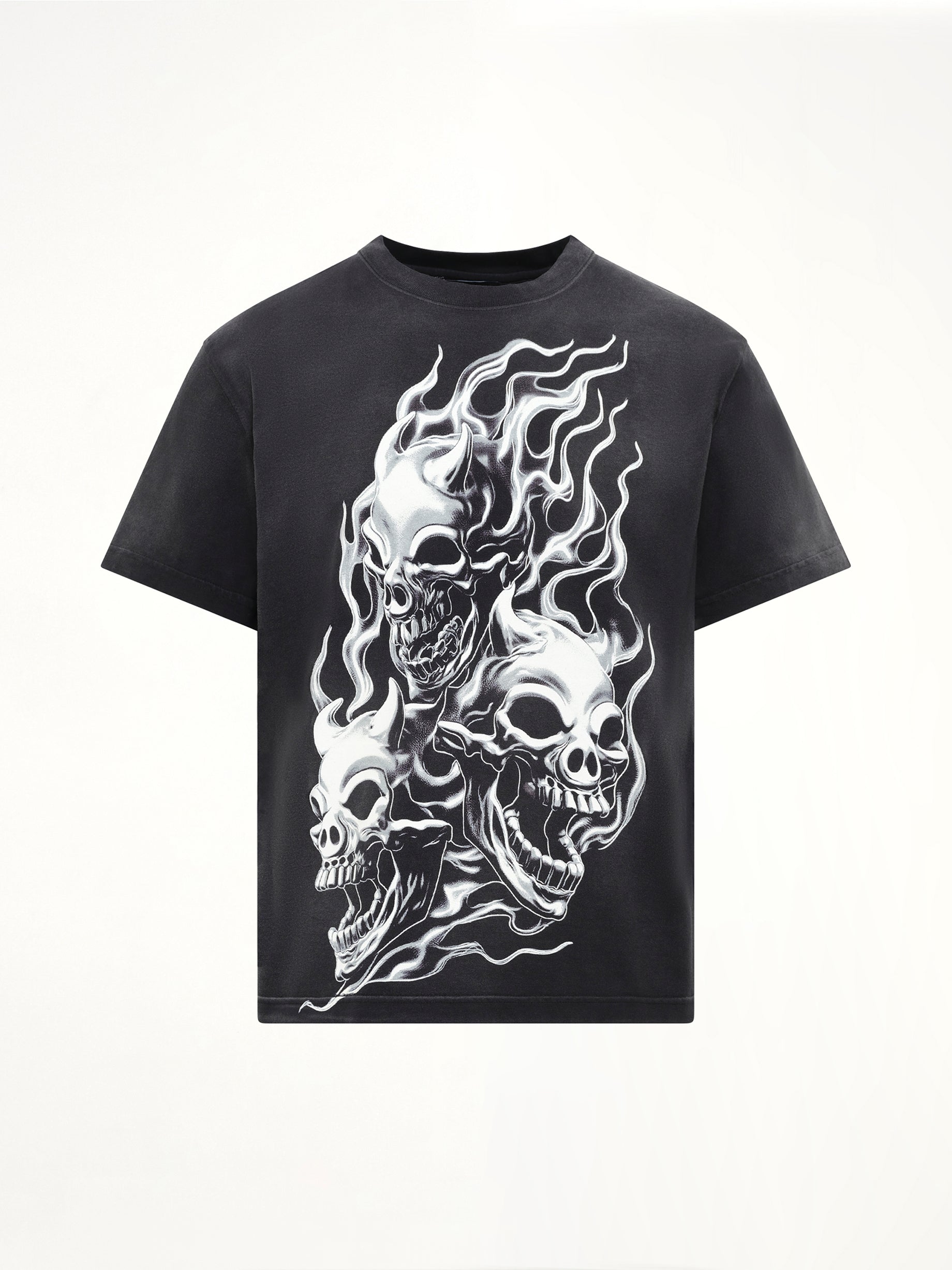 Three Riding Skull Dirt T-Shirt in Black