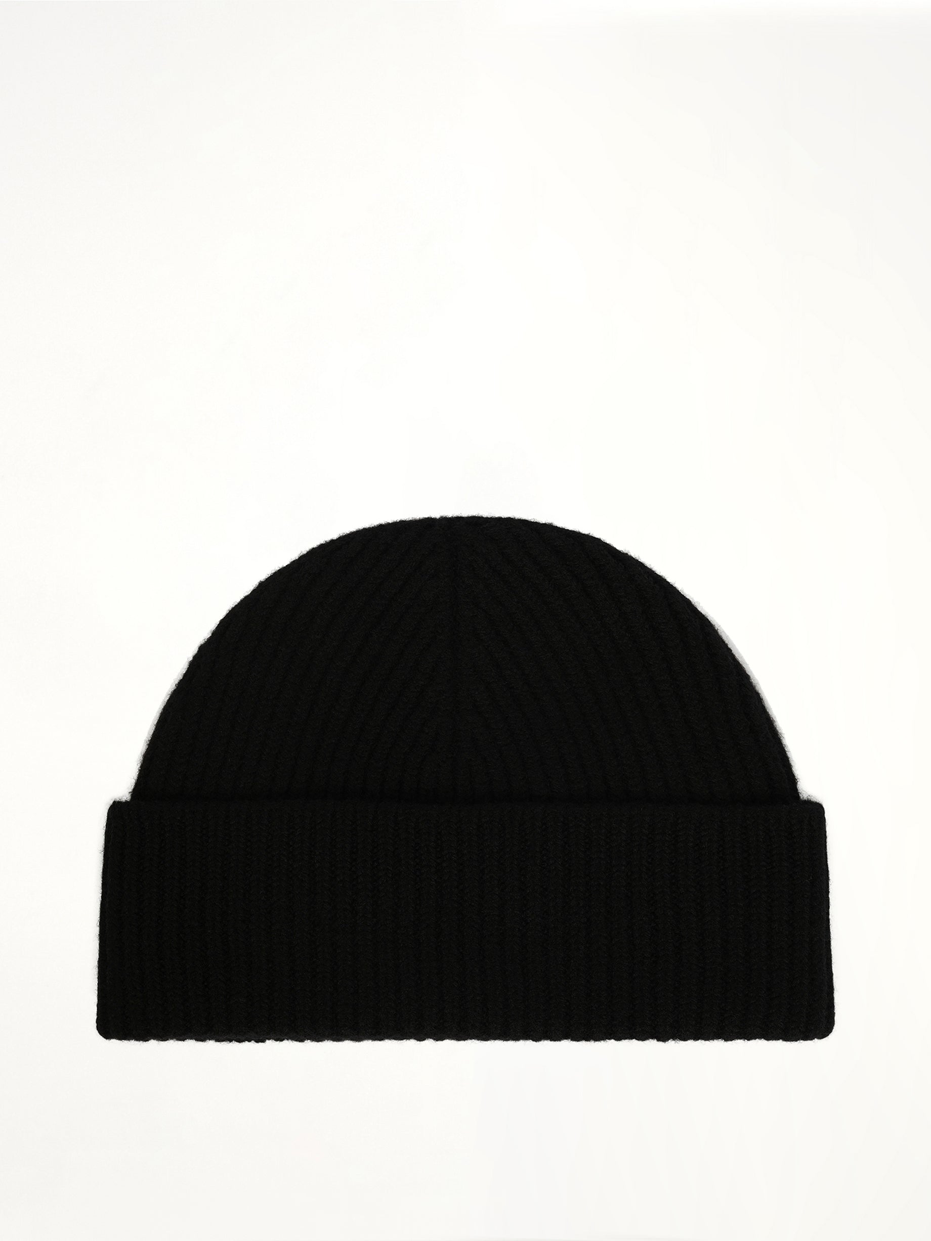 Contrasted Ami De Coeur Beanie in Black