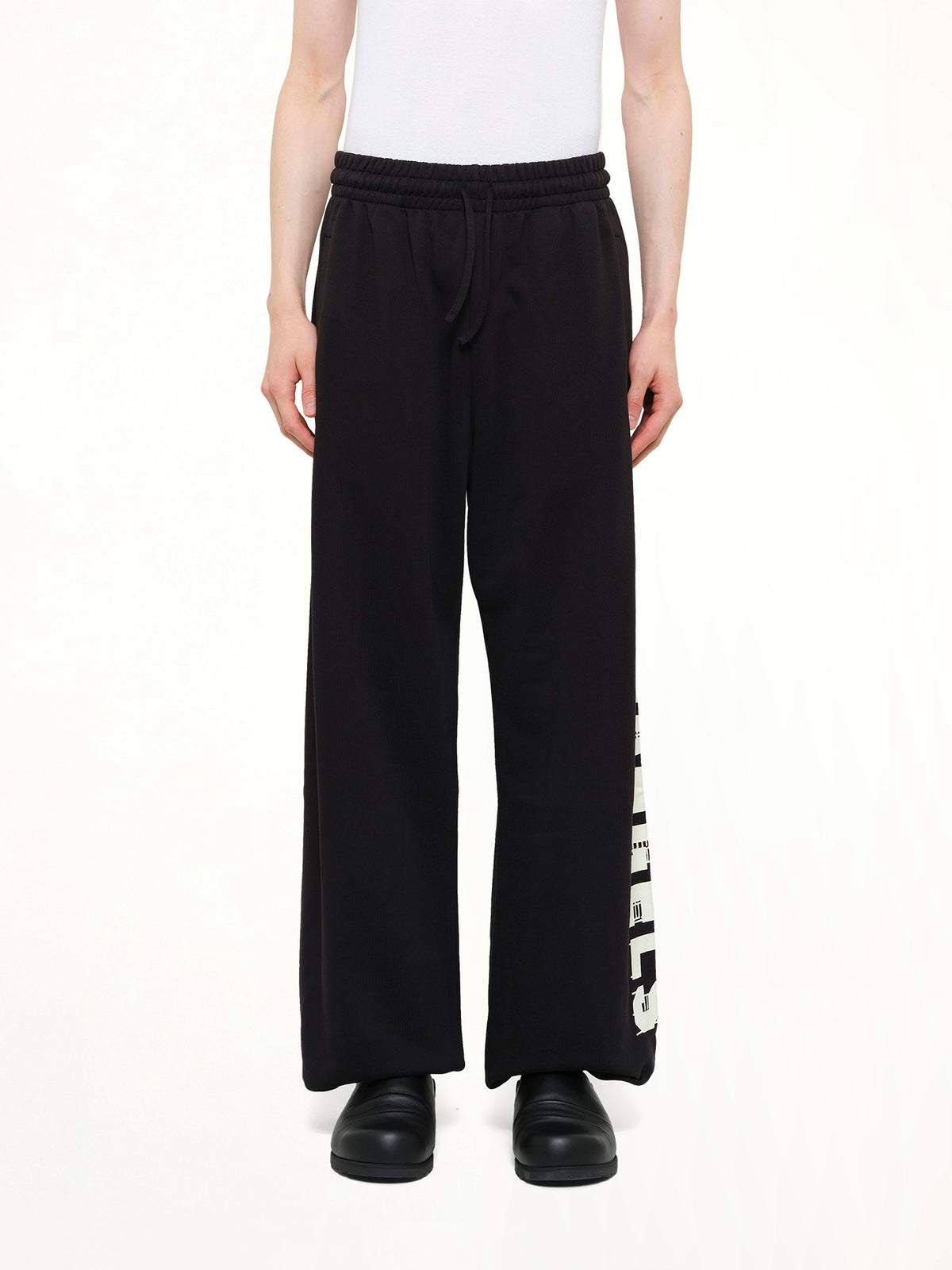 Palm Hills Sweatpants in Black/Off White