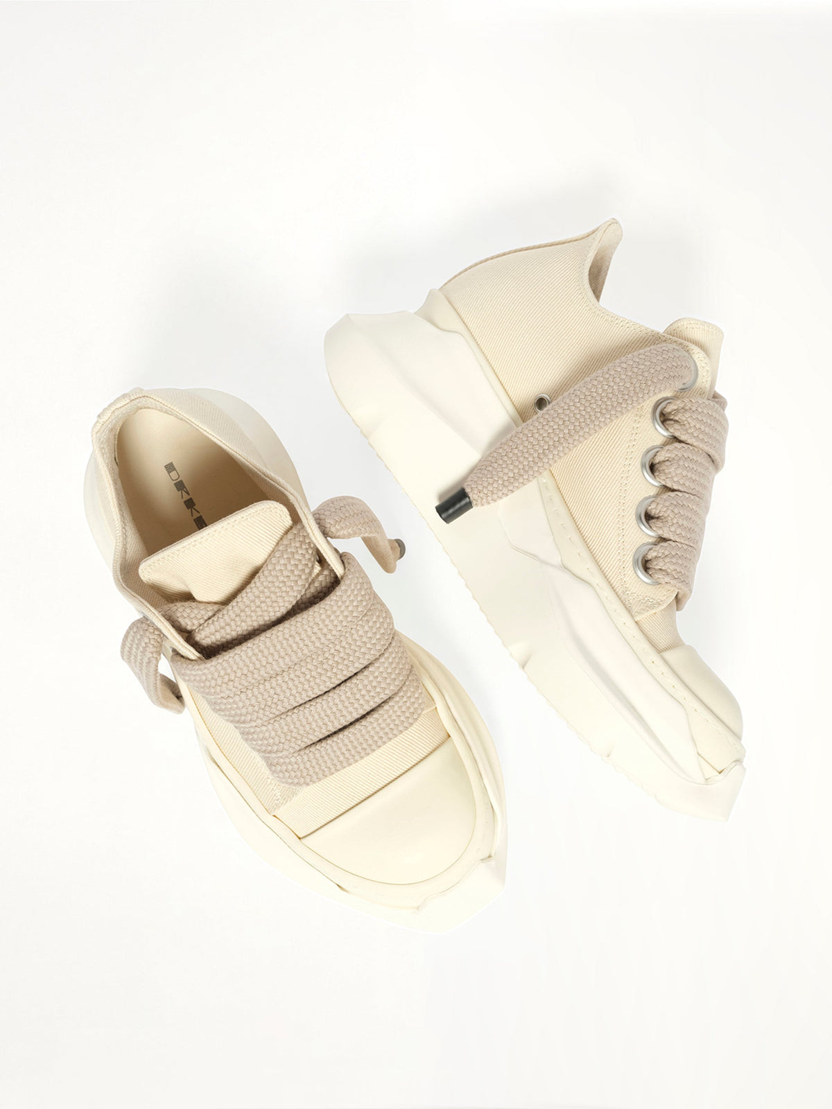 13oz Denim Jumbolace Abstract Low Sneaks in Milk