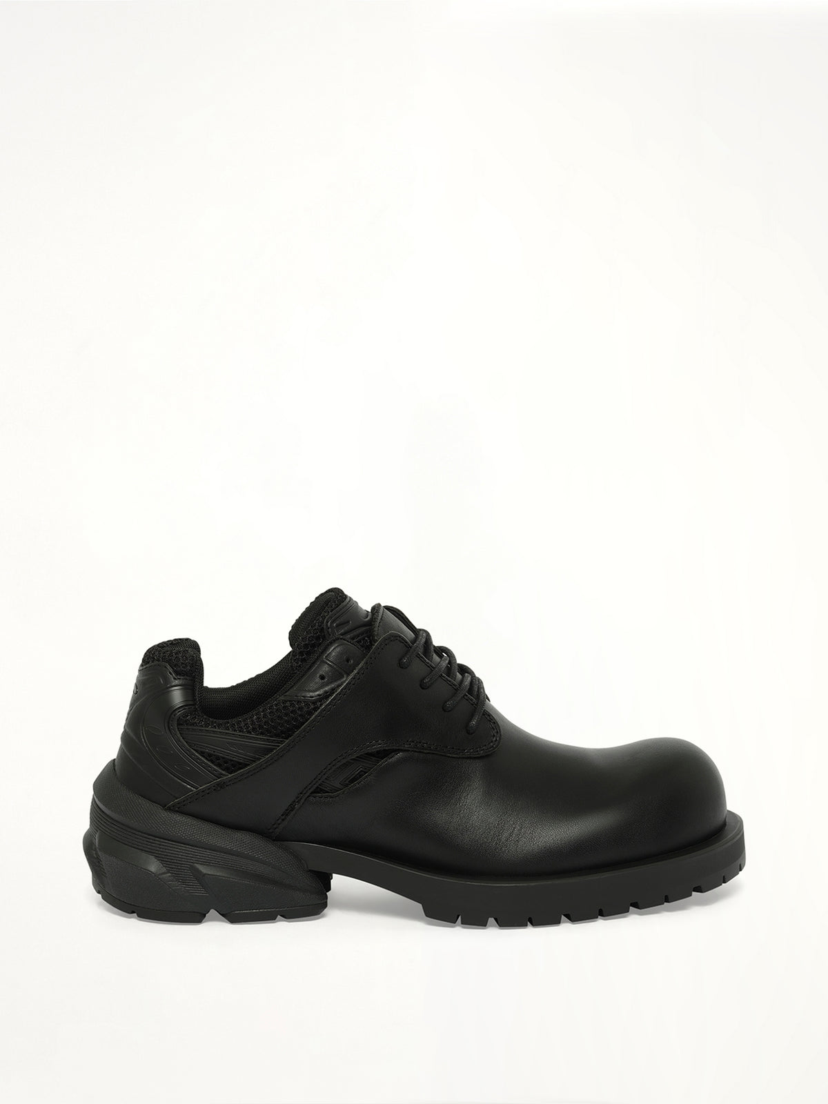Starting Bigger Hybrid Derby in All Black