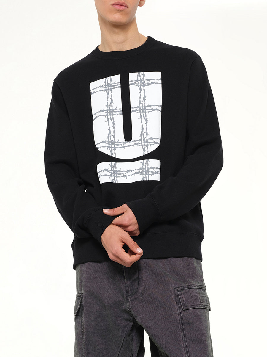 Barbed U Sweatshirt in Black
