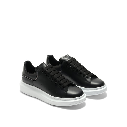 Larry Oversized Sneaker in Black/Fume