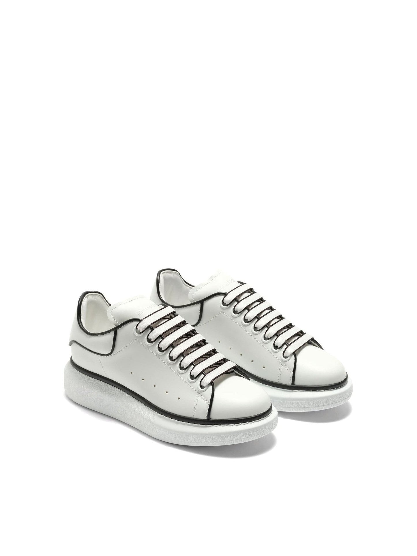 Larry Contrast Sneaker in White/Black