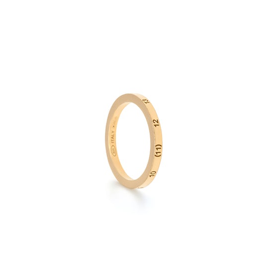 Numerical 4mm Ring in Yellow Gold