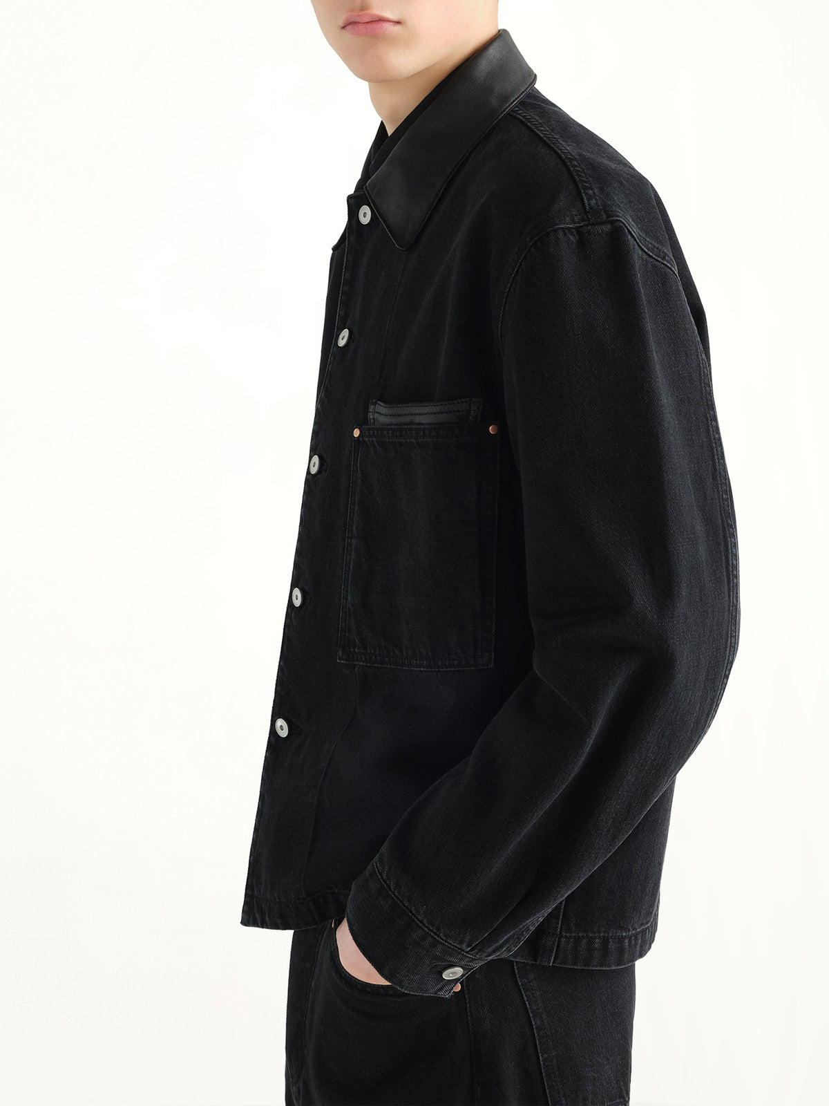 Workwear Overshirt With Leather Collar in Black