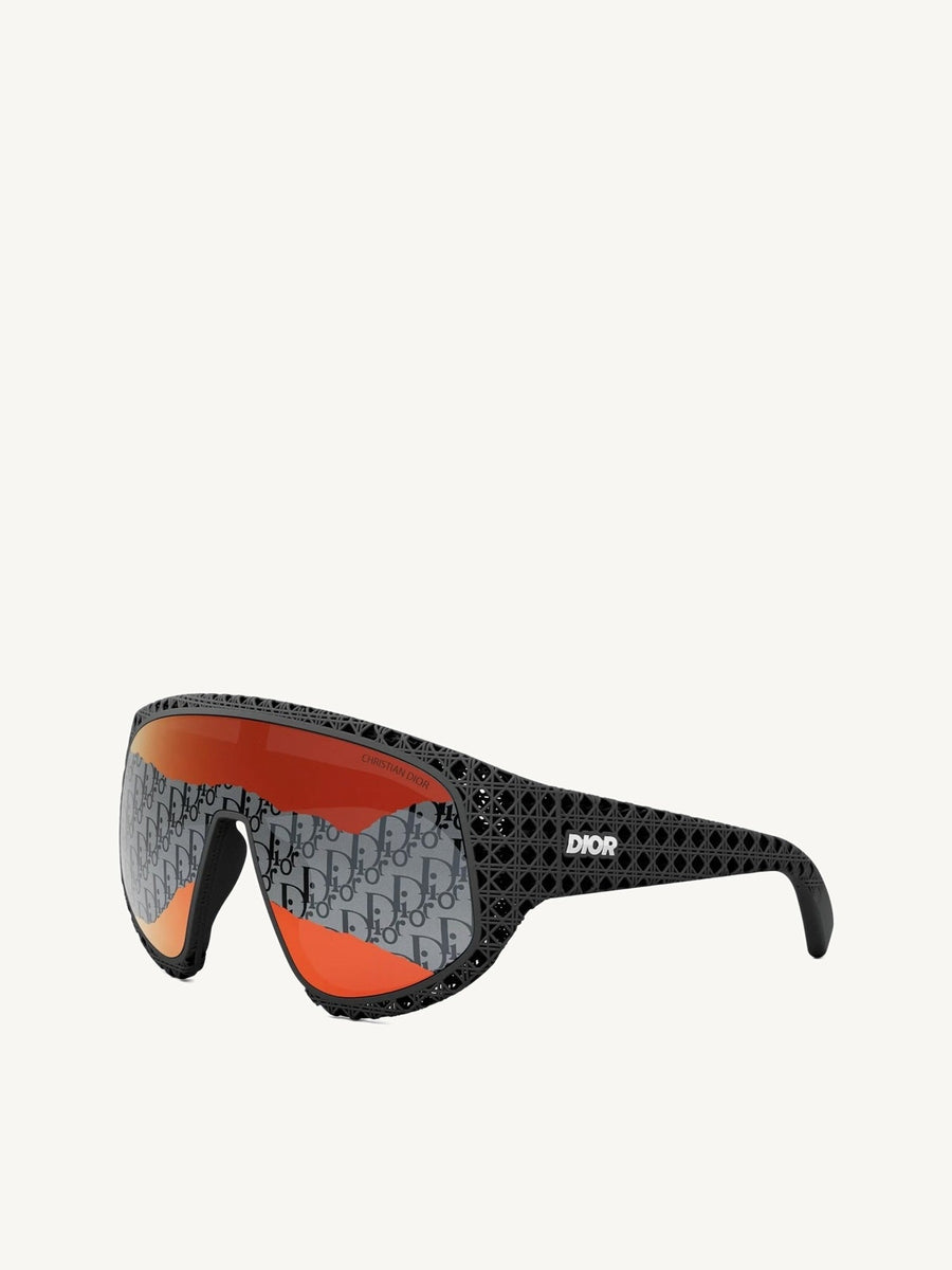 Dior3D M1U 11J800 Sunglasses in Black