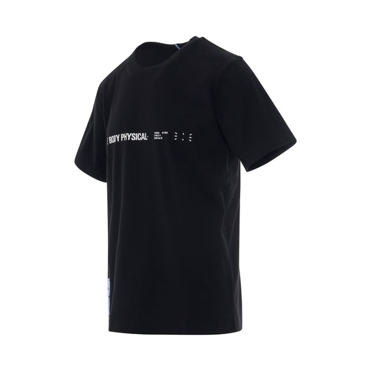 Striae Manifesto T-Shirt in Black