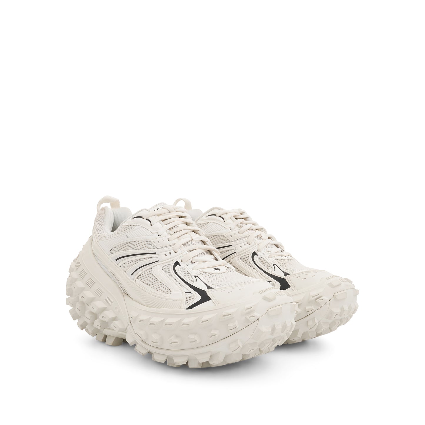 Bouncer Sneaker in Eggshell