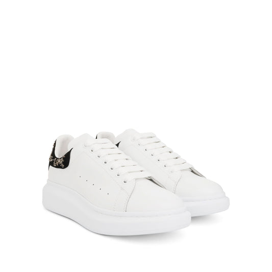Larry Oversized Sneakers with Embroidery in White/Black