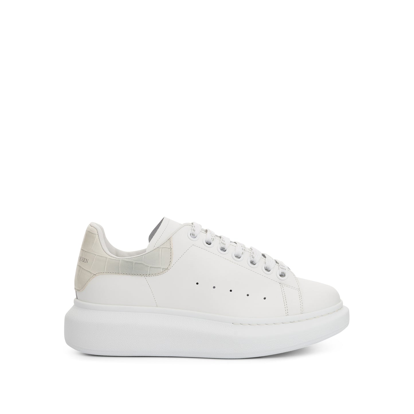 Larry Oversized Sneaker in White/Hawthorn