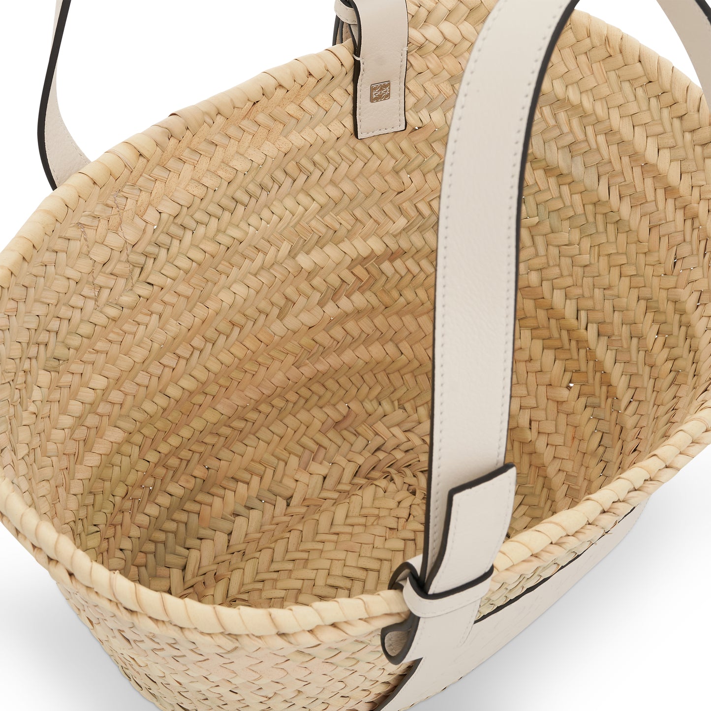 Medium Palm Leaf and Calfskin Basket Bag in Natural/White