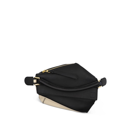 Small Puzzle Bag in Classic Calfskin in Black/Angora