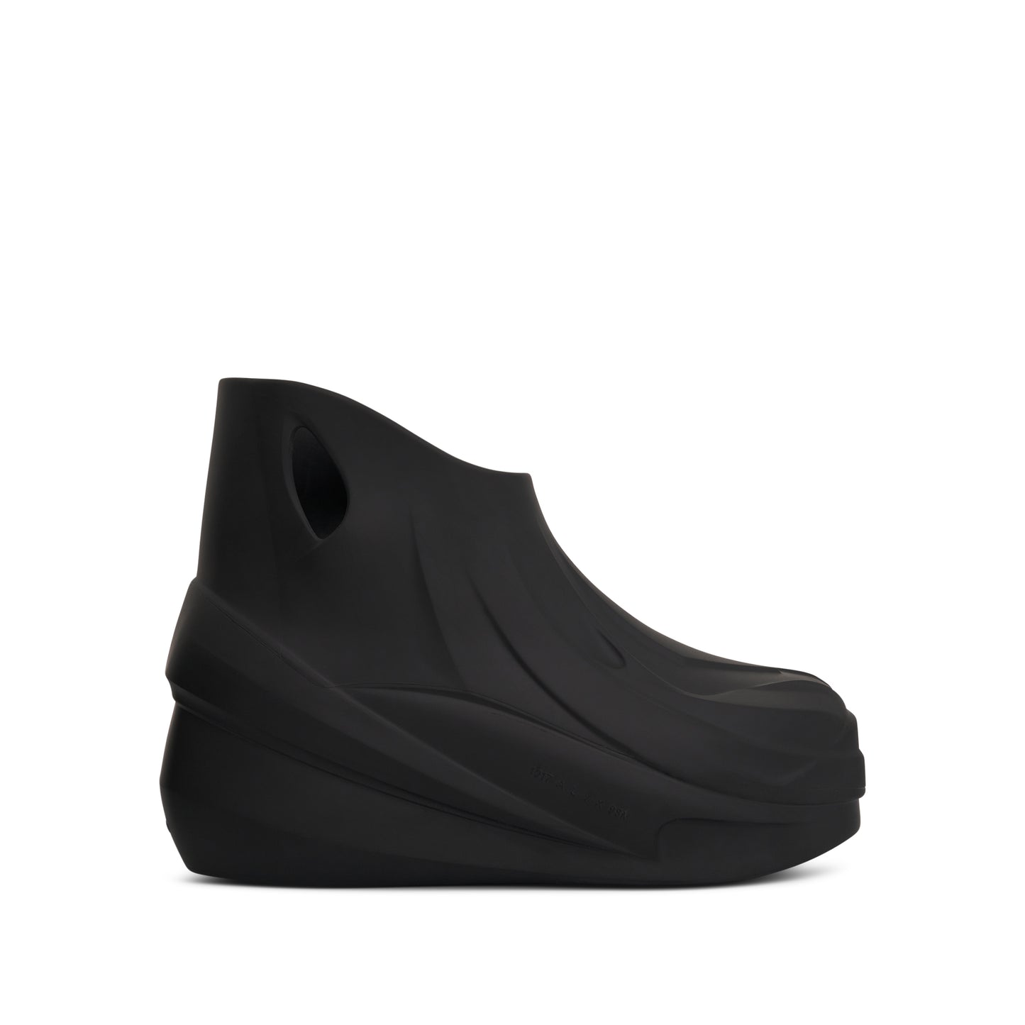 Mono Boot in Black