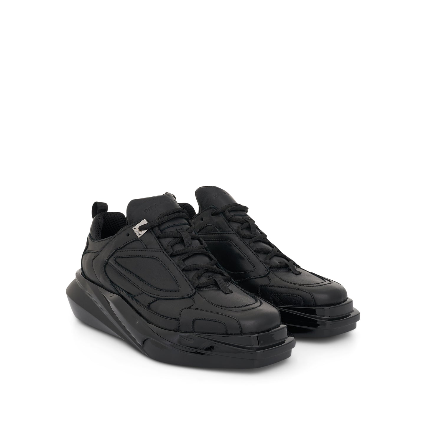 Mono Hiking Sneakers in Black