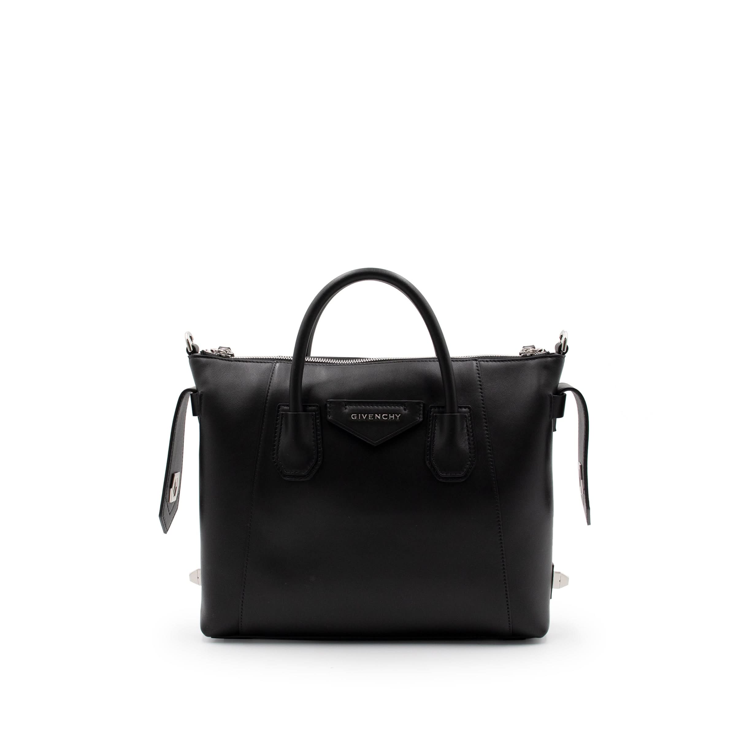 Small Antigona Soft Bag in Calf Leather in Black